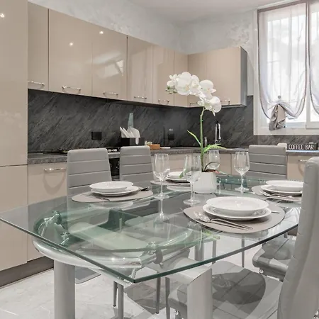 H11 Simple - Parcheggio Apartman Bordighera