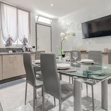 H11 Simple - Parcheggio Apartman *