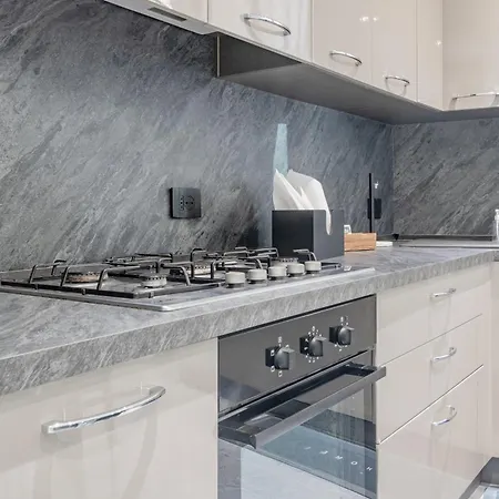 H11 Simple - Parcheggio Apartman Bordighera